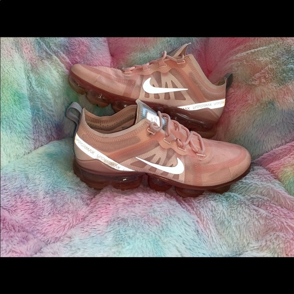 Nike Vapor Max - Picture 2 of 3